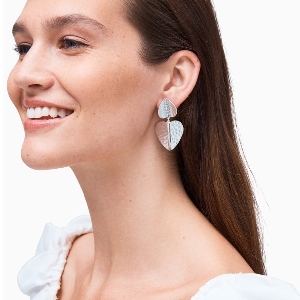♠️ Kate Spade Medal Pedal Drop Earrings